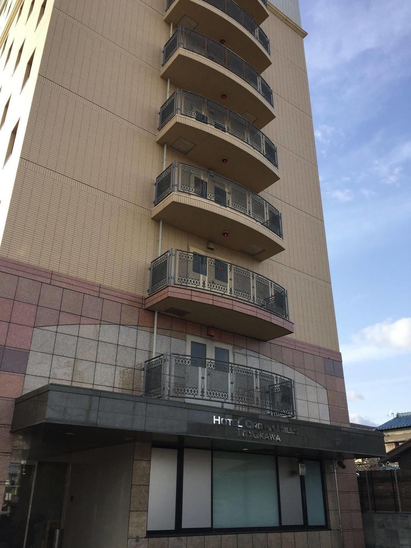 Hotel Crown Hills Toyokawa Extérieur photo