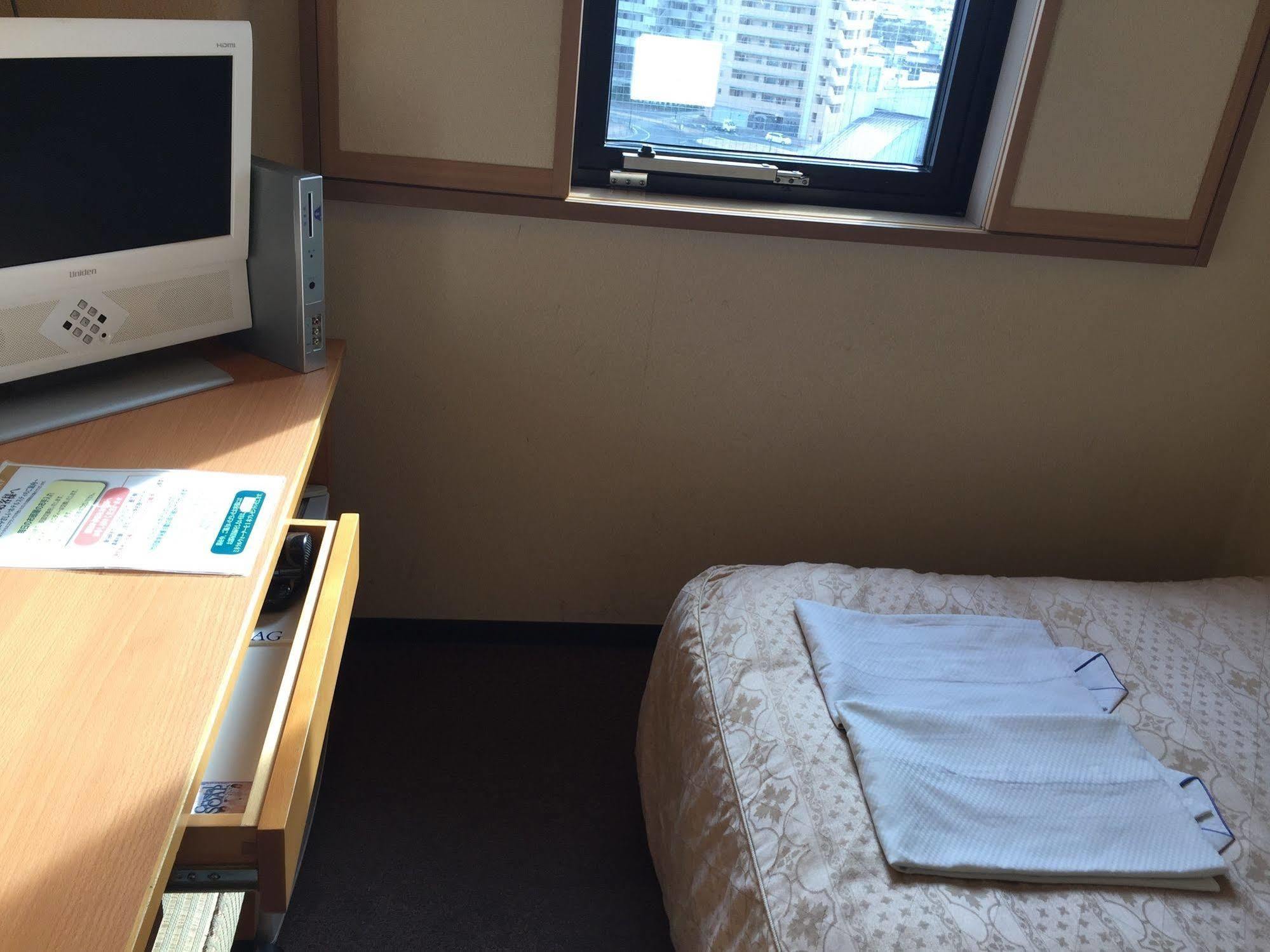 Hotel Crown Hills Toyokawa Extérieur photo